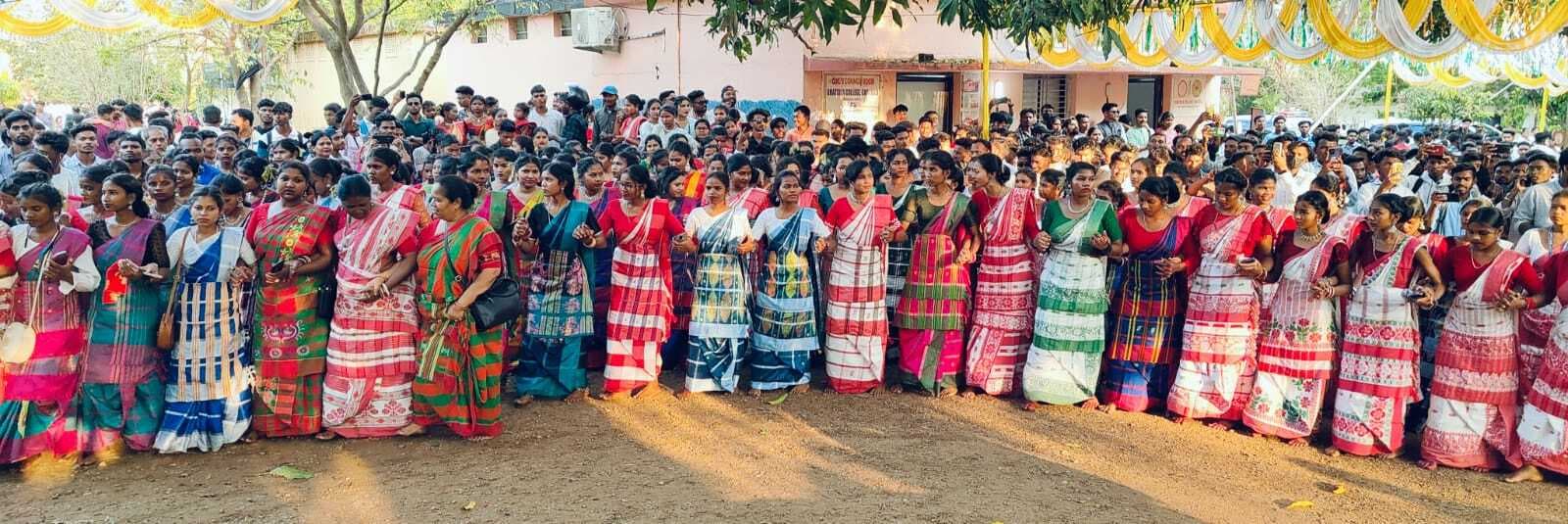 East Singhbhum News : बाहा केवल उत्सव नहीं, आदिवासी संस्कृति व परंपरा की पहचान है : रामदास