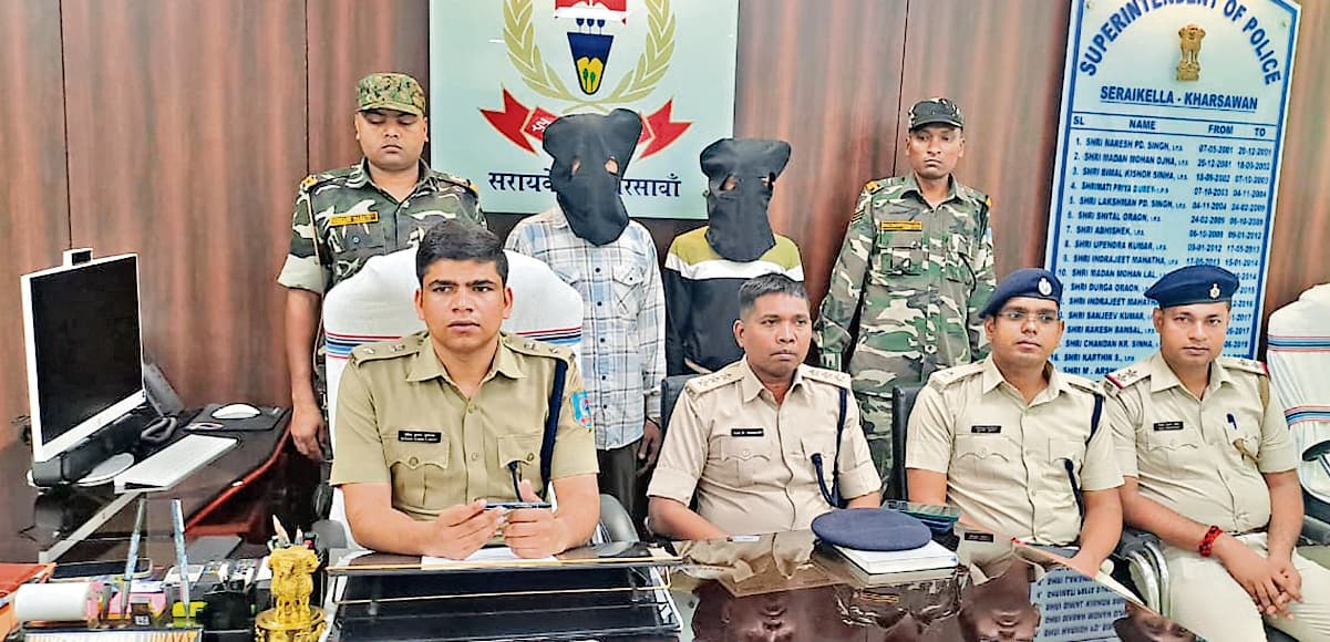 seraikela kharsawan news: ड्रग तस्कर अफसर अली हत्याकांड के दो आरोपी गिरफ्तार