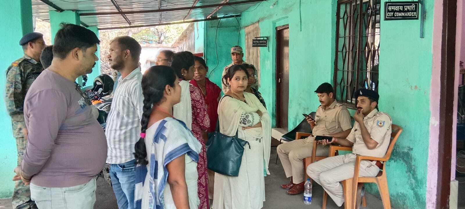 Dhanbad News: रैयत की मौत मामले में वार्ता विफल, ग्रामीणों का आंदोलन जारी