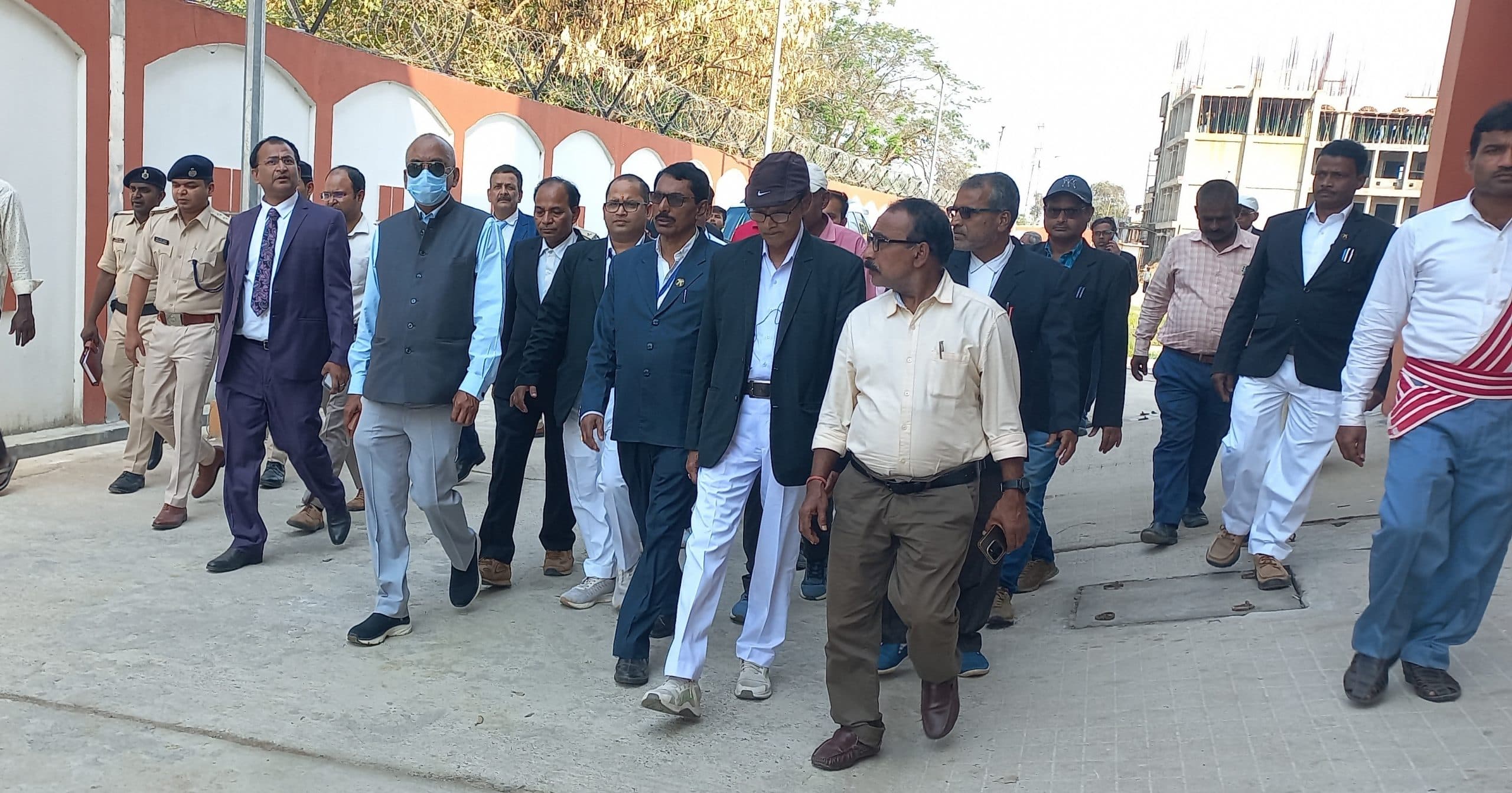 नवनिर्मित व्यवहार न्यायालय भवन का निरीक्षी न्यायाधीश ने किया निरीक्षण