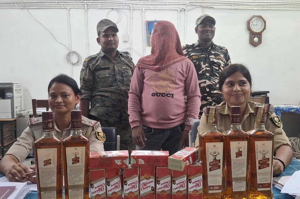 मथुरापुर से भदास का शराब तस्कर गिरफ्तार