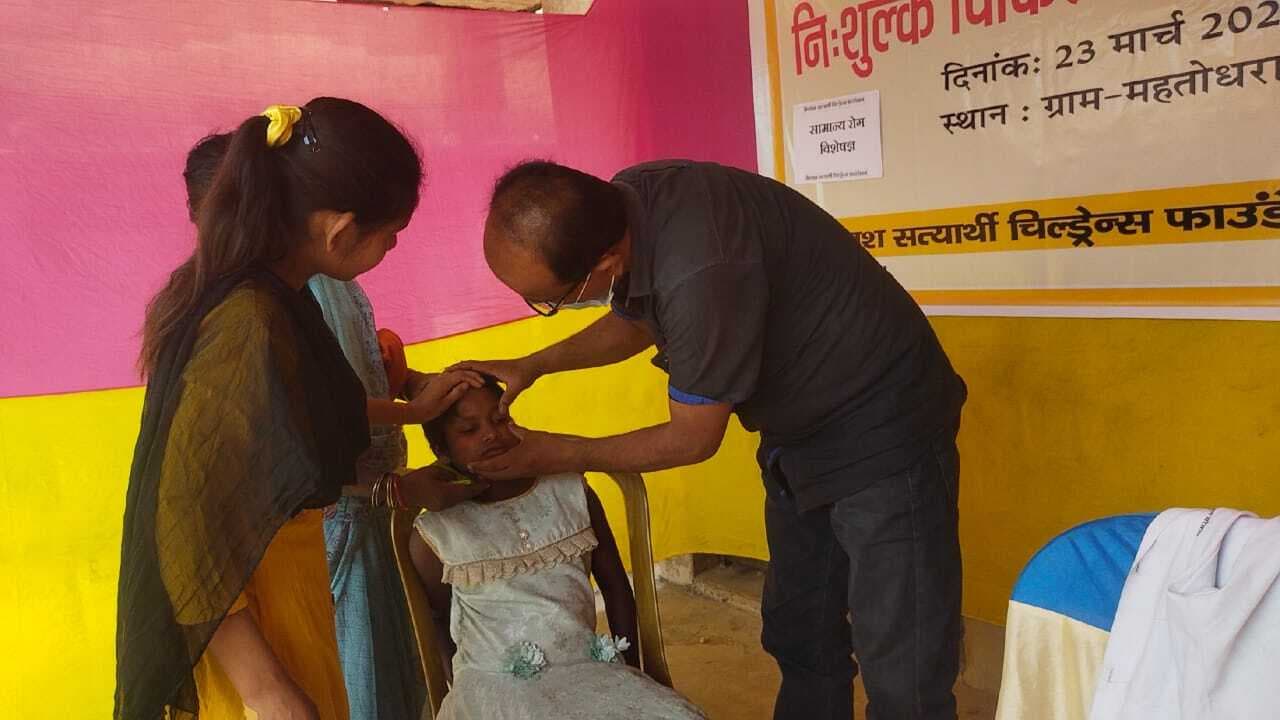 Giridih News: दो दिवसीय नि:शुल्क चिकित्सा सह परामर्श शिविर का समापन