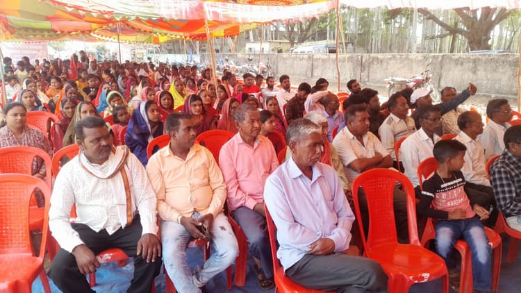 Giridih News: रविदास महासभा के सम्मेलन में सामाजिक कुरीतियों को दूर करने पर जोर