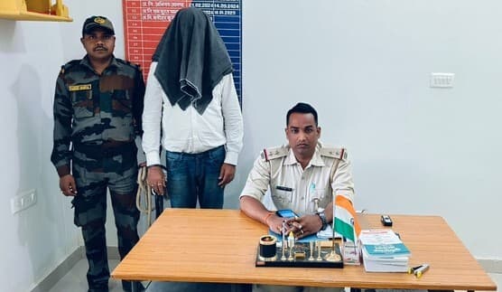 25 लाख रुपये गबन के आरोपी को पुलिस ने गिरफ्तार कर भेजा जेल