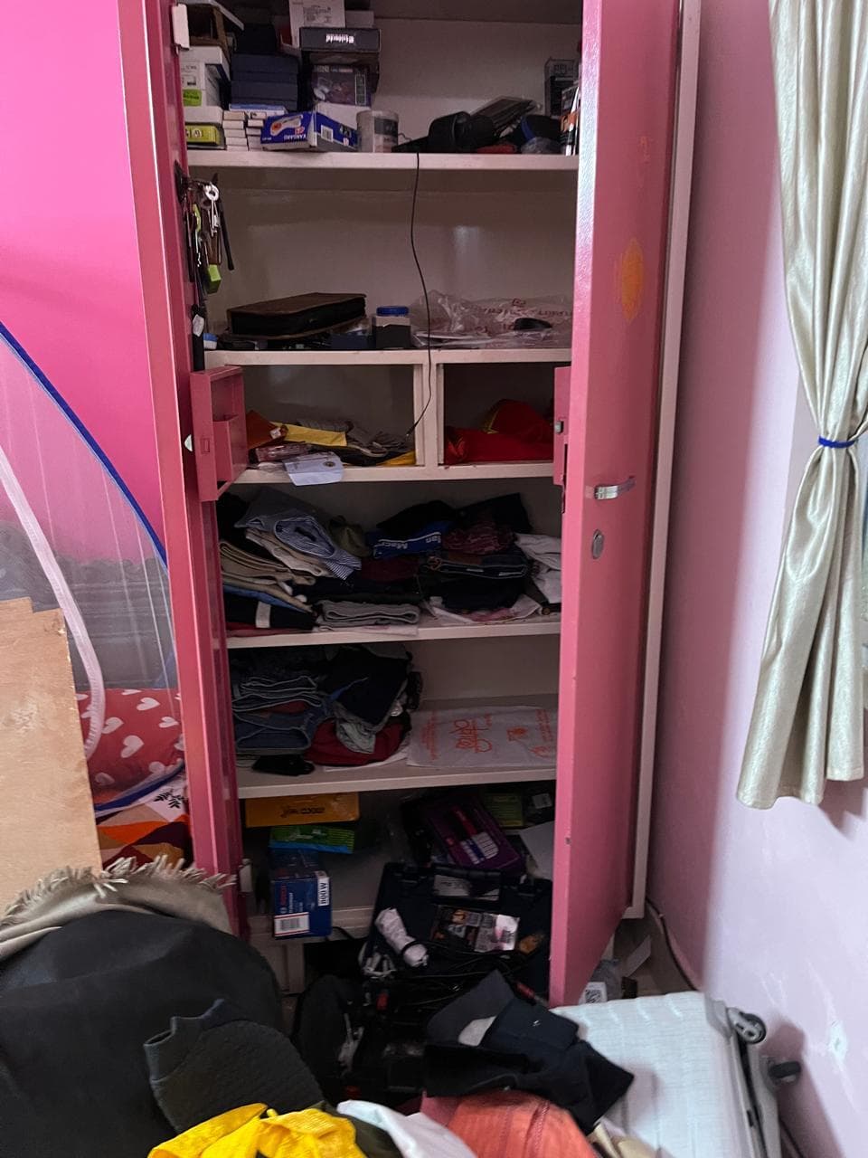 Patna News : व्यवसायी गये थे ससुराल, घर से 13 लाख के गहने व 1.5 लाख कैश की हो गयी चोरी