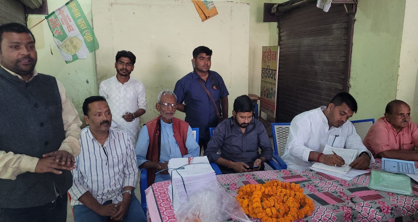 पार्टी की रीढ़ होते हैं कार्यकर्ता : संजीव