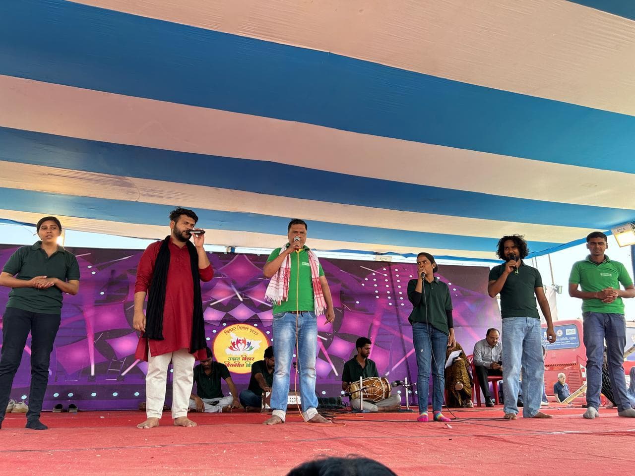 बिहार दिवस पर ''''सफाई में भलाई है नाटक की प्रस्तुति ने दिया स्वच्छता का संदेश