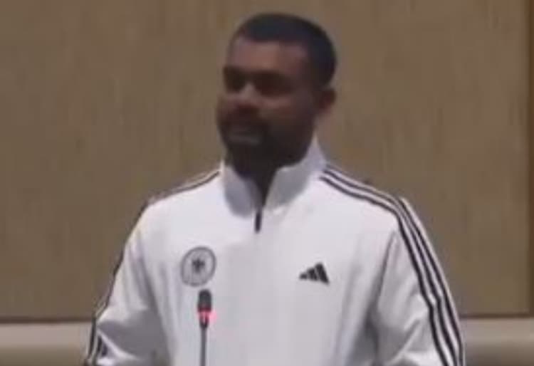 Jamshedpur News : कन्वाइ चालकों ने विधायक जयराम महतो से की ये मांग