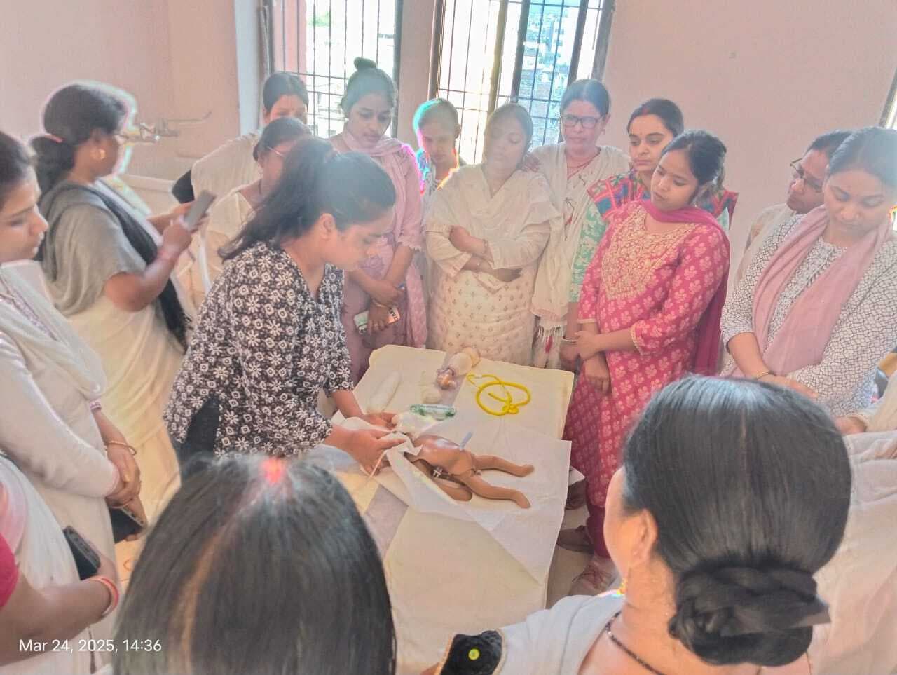 Sasaram News: शिशु सुरक्षा को लेकर चिकित्सक व एएनएम को दी गयी ट्रेनिंग