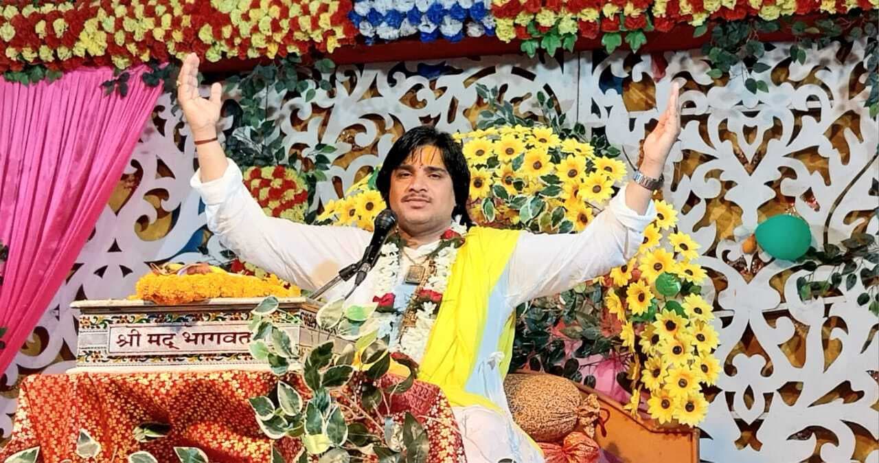 कथा में श्रीकृष्ण की बाल लीला किया गया वर्णन