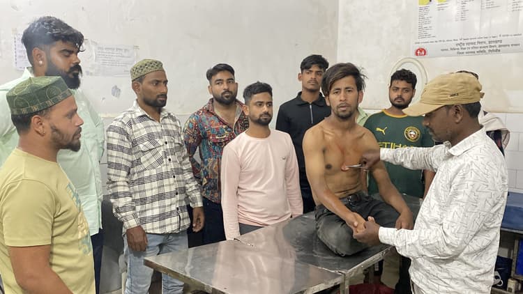 Giridih News: दो पक्षों में झड़प, उस्तरा मारकर युवक को किया घायल