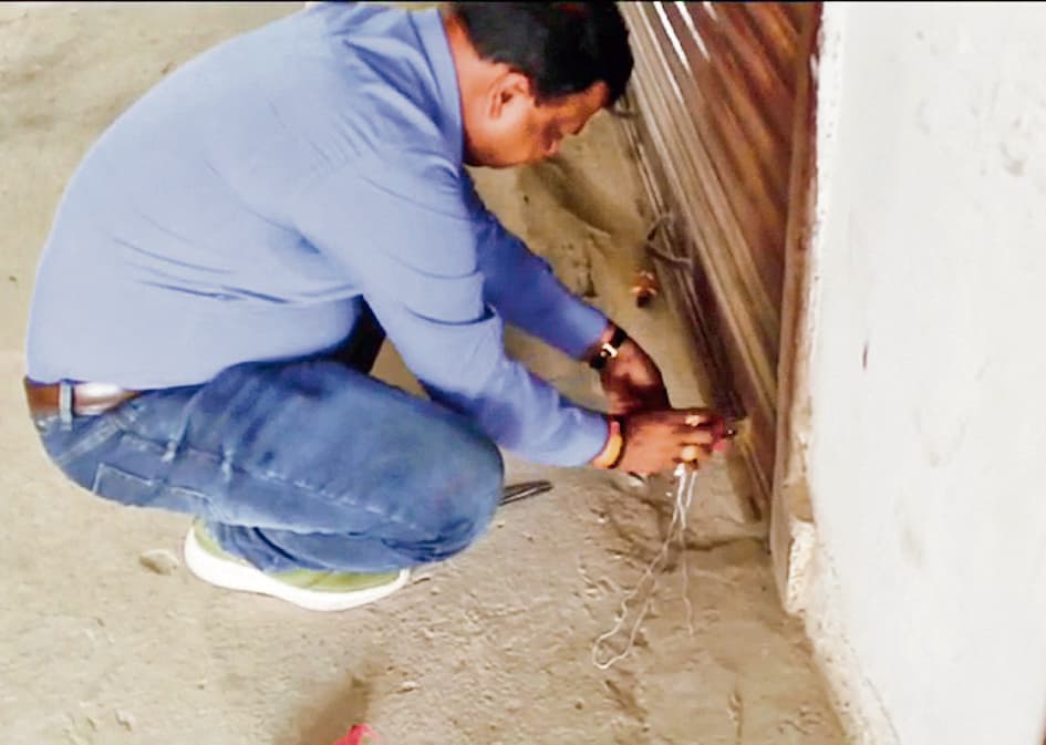 hajipur news. पातेपुर में तीन नर्सिंग होम सील, दो संचालकों से मांगा गया स्पष्टीकरण