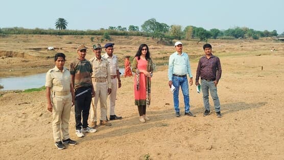 केटेगरी वन के लिए नये बालू घाट का सीओ ने किया निरीक्षण