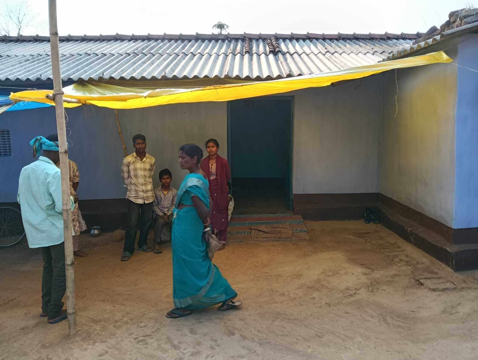 Chaibasa News : मागे पर्व की खुशियां मातम में बदली