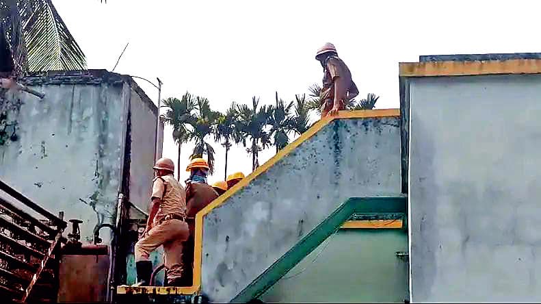 नैहाटी : बर्फ फैक्टरी से अमोनिया गैस का रिसाव, कई बीमार