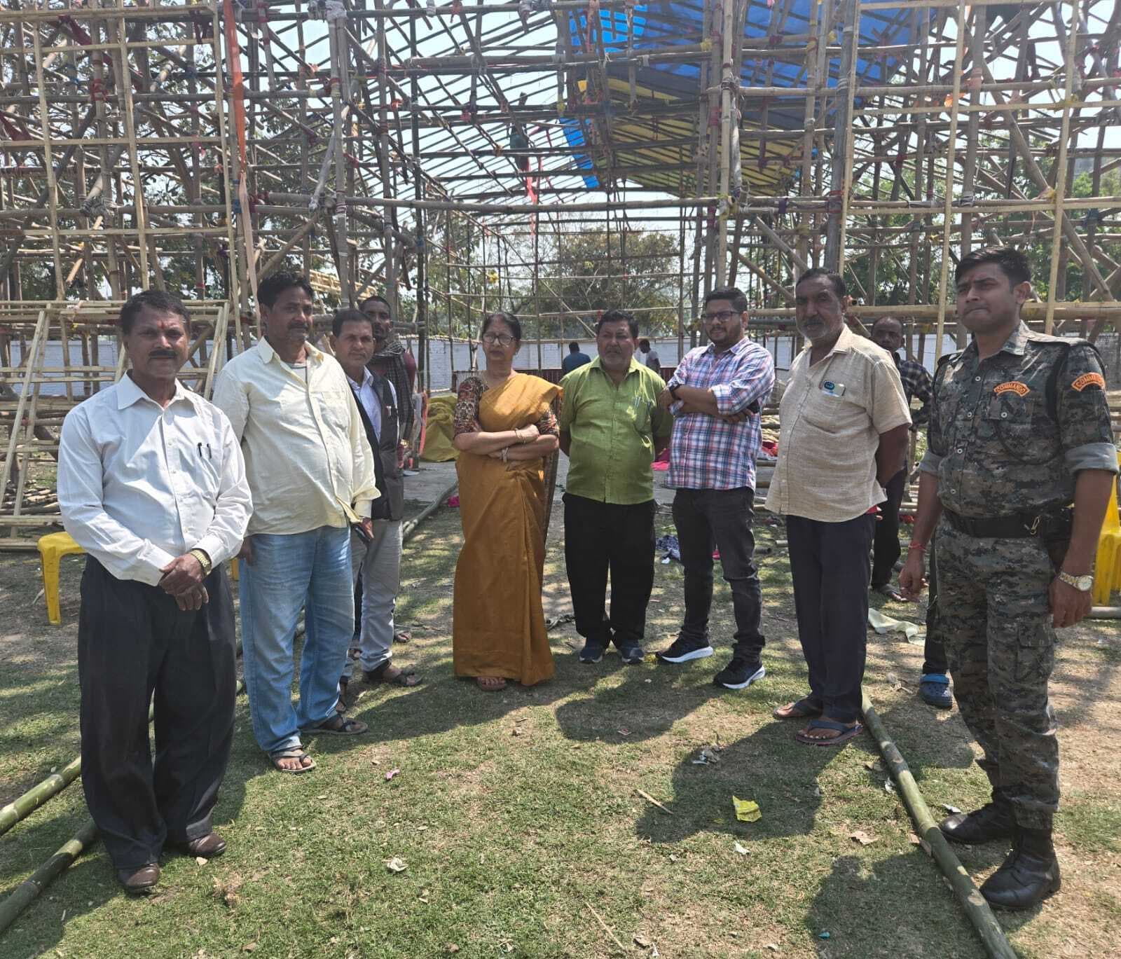 महापौर ने चैती दुर्गा पूजा पंडाल का लिया जायजा