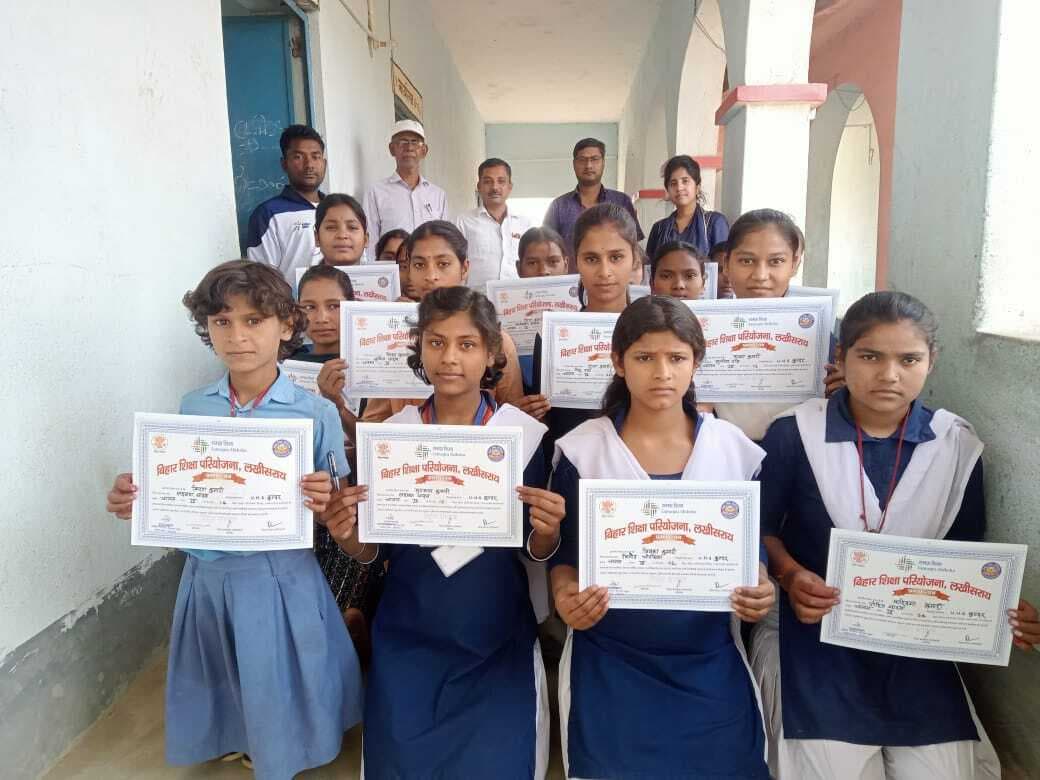 छात्राओं को मिला लक्ष्मीबाई आत्मरक्षा प्रशिक्षण