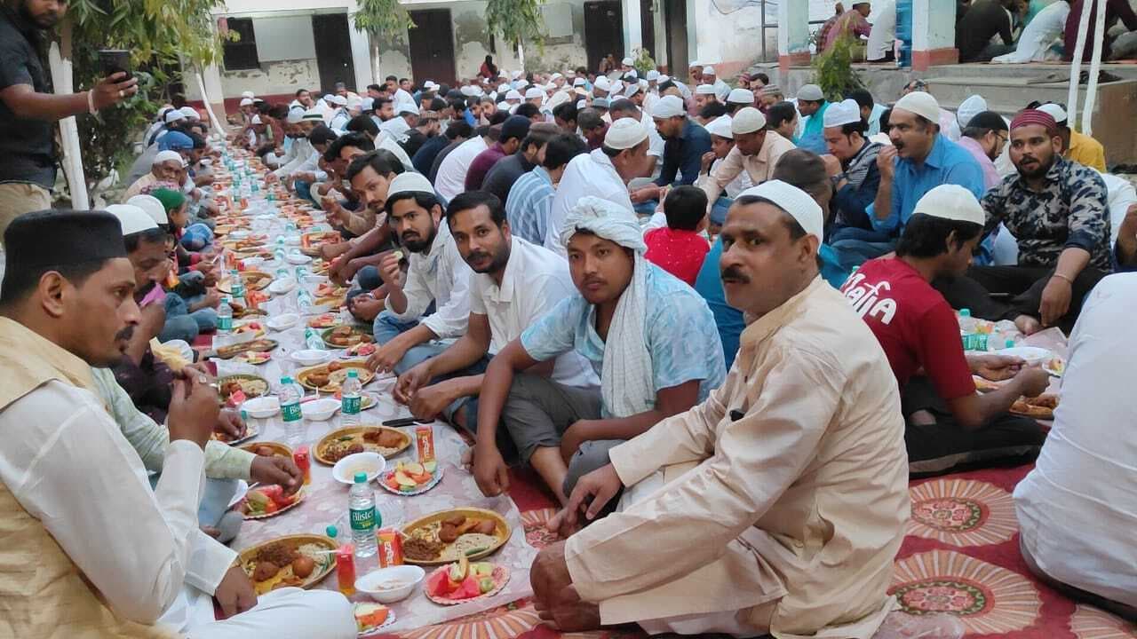 इफ्तार पार्टी का हुआ आयोजन