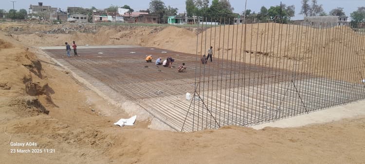 मुआवजा दिये बिना पुलिया निर्माण कार्य शुरू करने से रैयत आक्रोशित