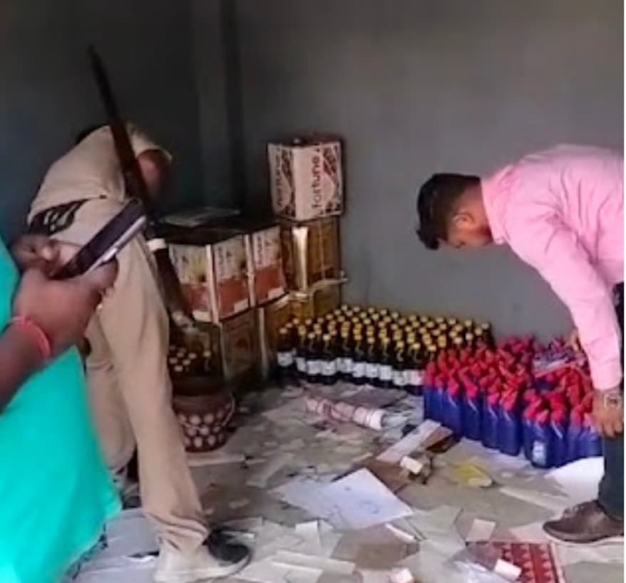 Crime news from Samastipur:छापेमारी में मिलावटी सरसों तेल समेत कई सामान का हुआ खुलासा