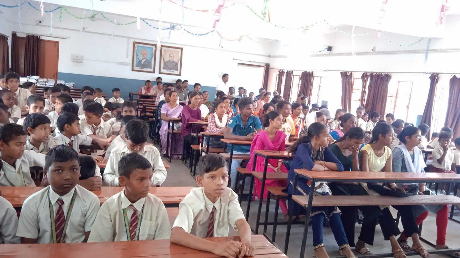 Chaibasa News : शत-प्रतिशत रहा मारवाड़ी हिंदी मवि का वार्षिक परीक्षाफल