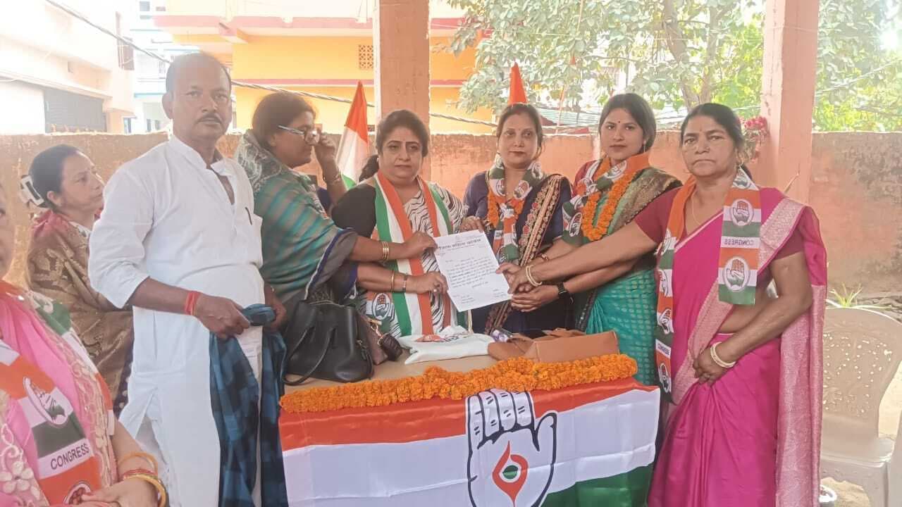 अंजनी देवी बनीं कांग्रेस महिला मोर्चा की प्रखंड अध्यक्ष