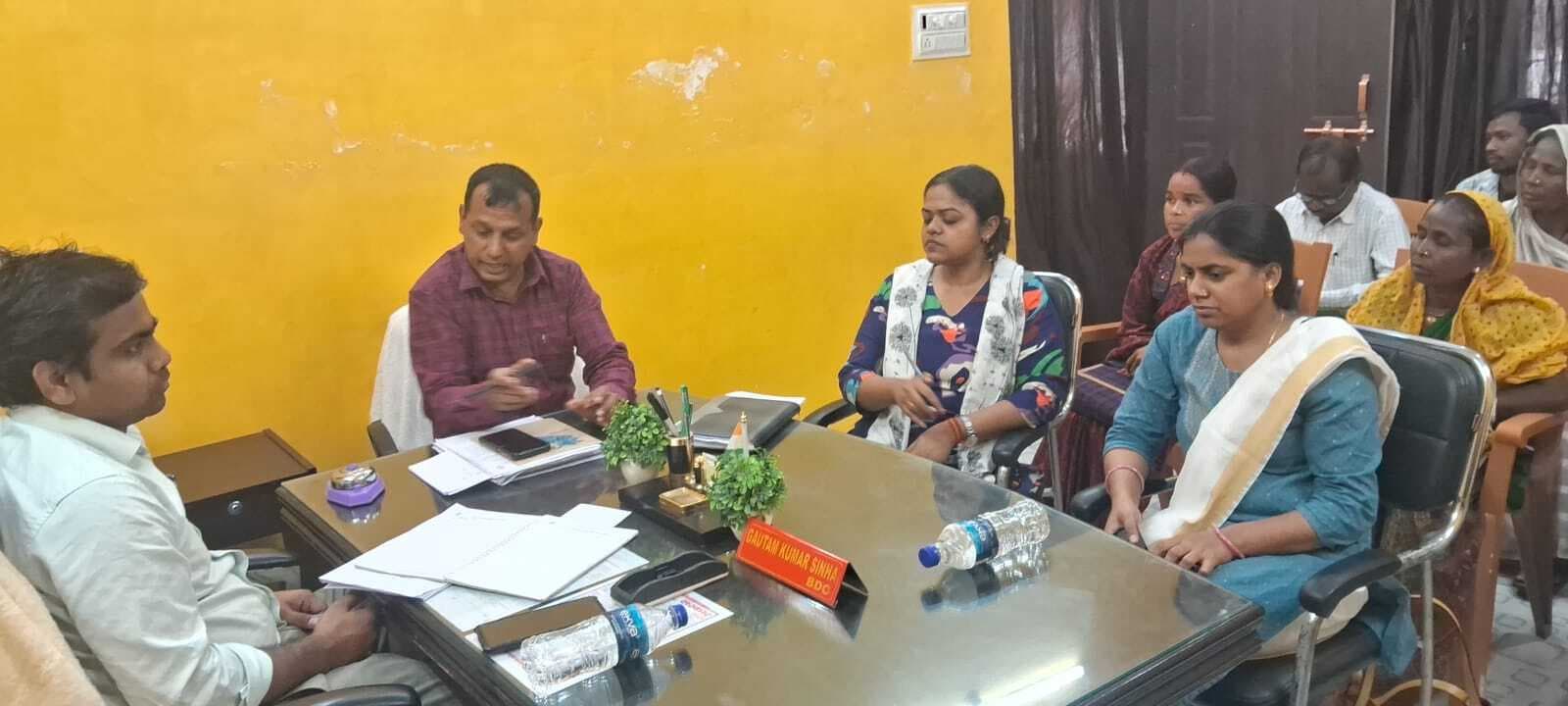 पीएम आवास योजना के लिए सही लाभुक को चिन्हित कर करें सूचीबद्ध