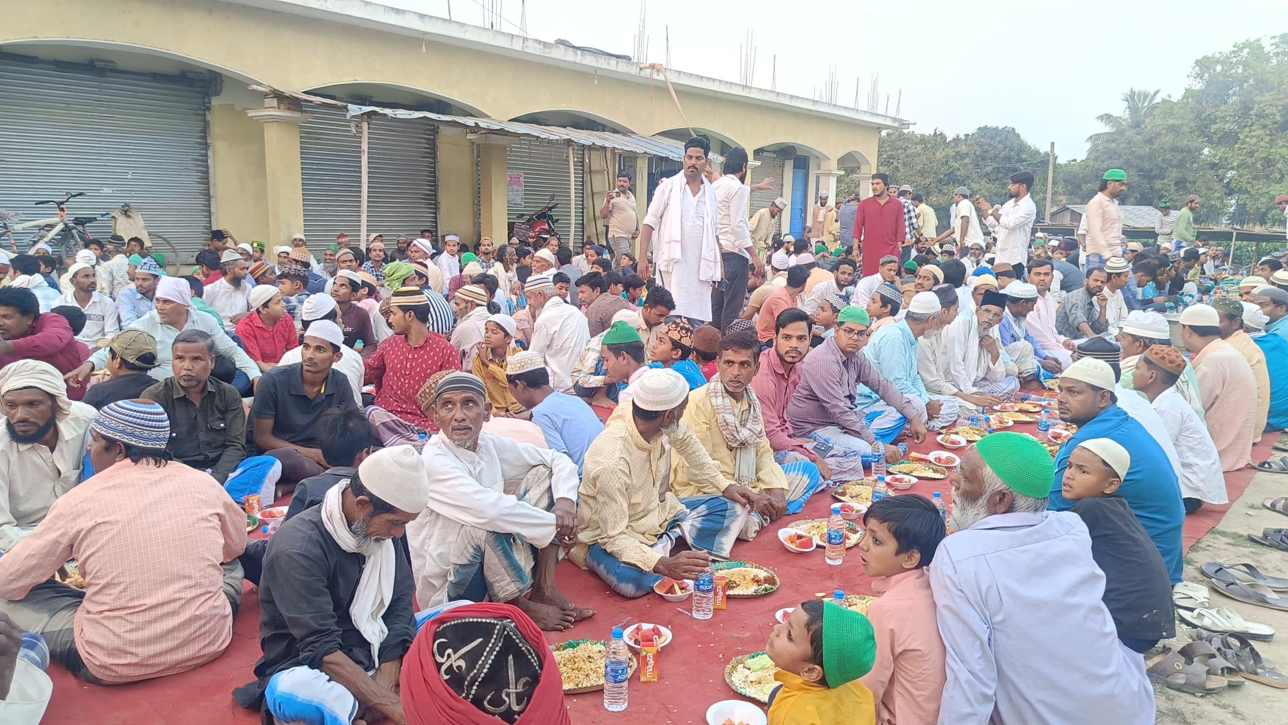 शेखपुरा के दावत ए इफ्तार में शरीक हुए रोजेदार