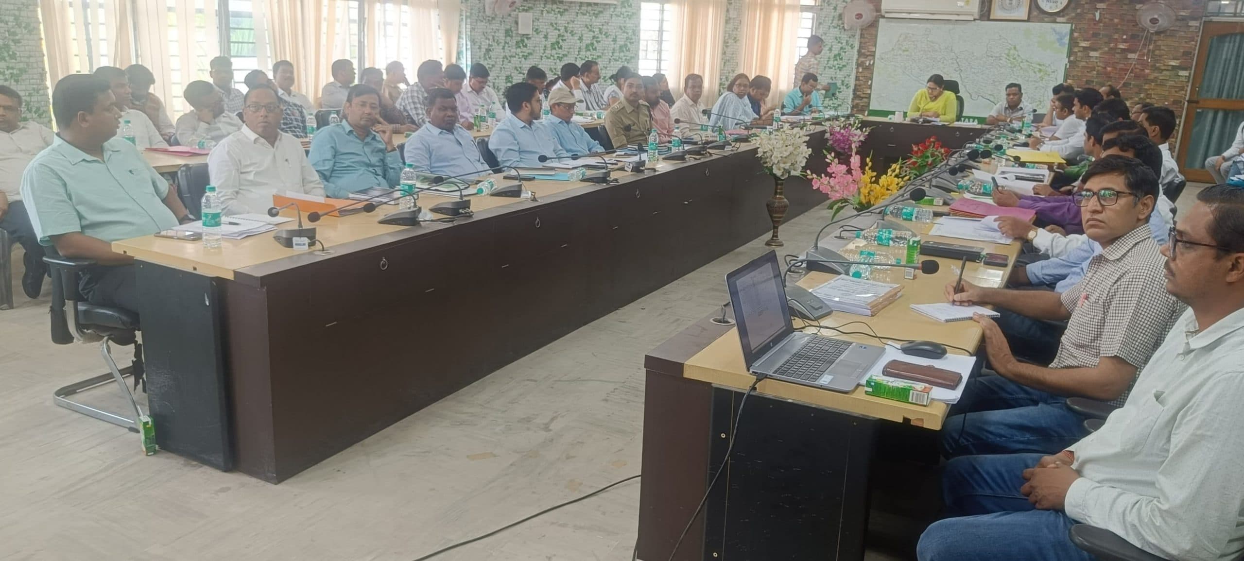 गर्मी के मौसम में जिले में पानी की नहीं होनी चाहिए किल्लत : डीसी