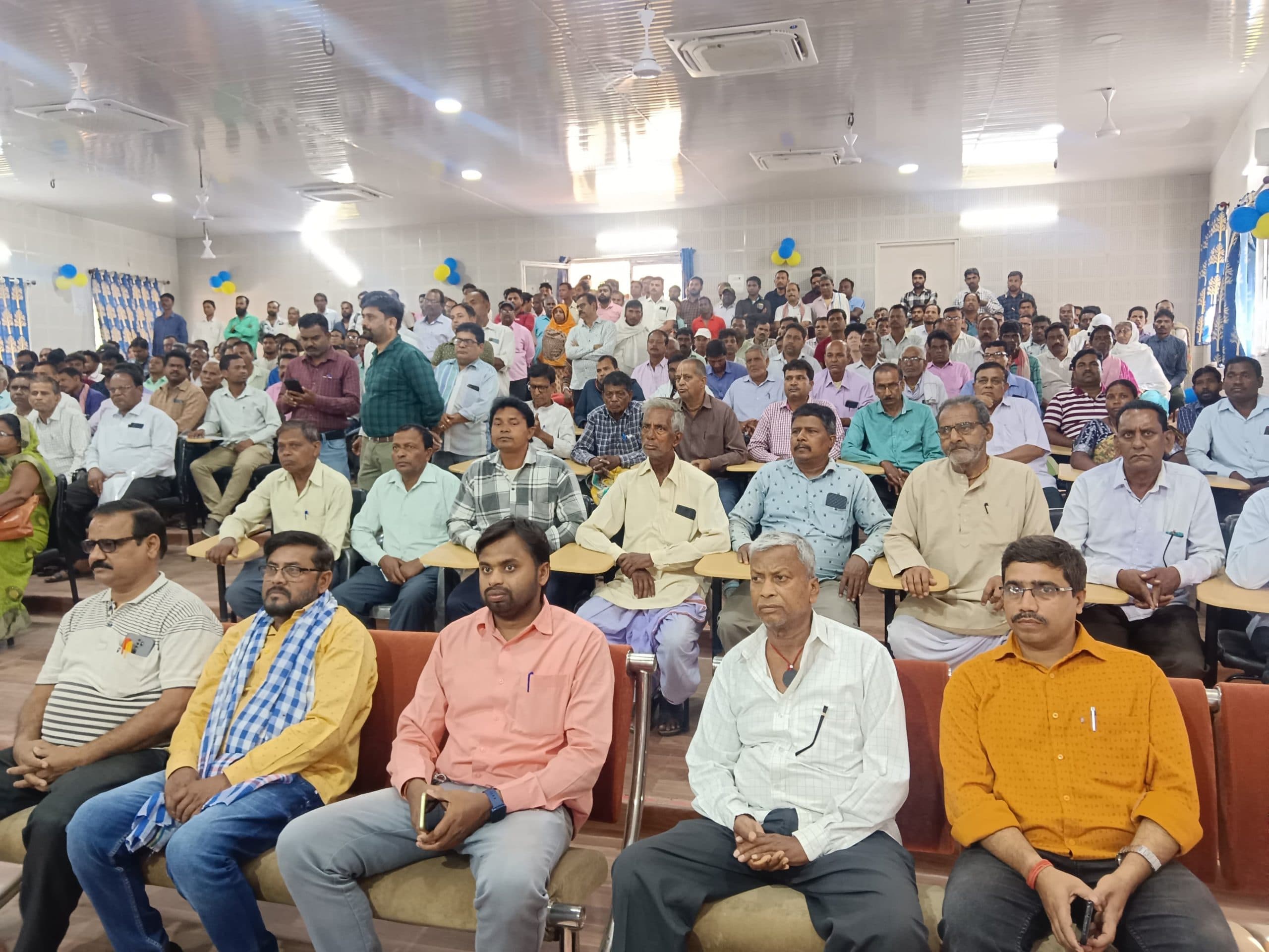 जिले में चल रहे ई केवायसी पखवारा को बनायें सफल : डीसी