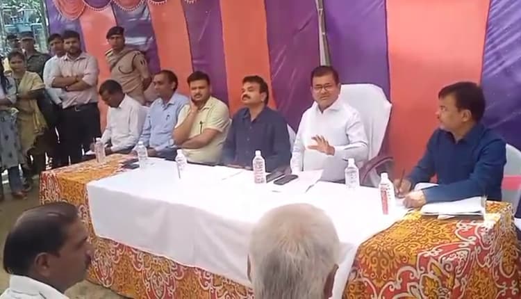 Aurangabad News : किसानों को मुआवजा देने के लिए डीएम ने सरकार से मांगी राशि