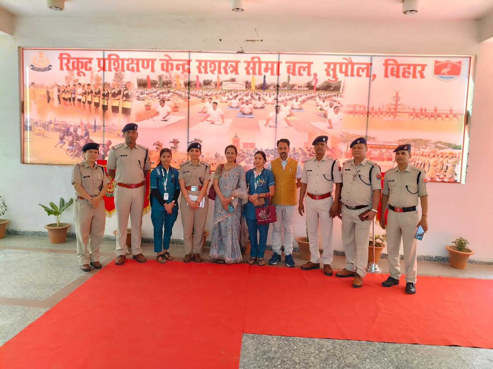 Madhubani News : एसएसबी रिक्रूट प्रशिक्षण केंद्र में 100 से अधिक महिलाओं किया इलाज