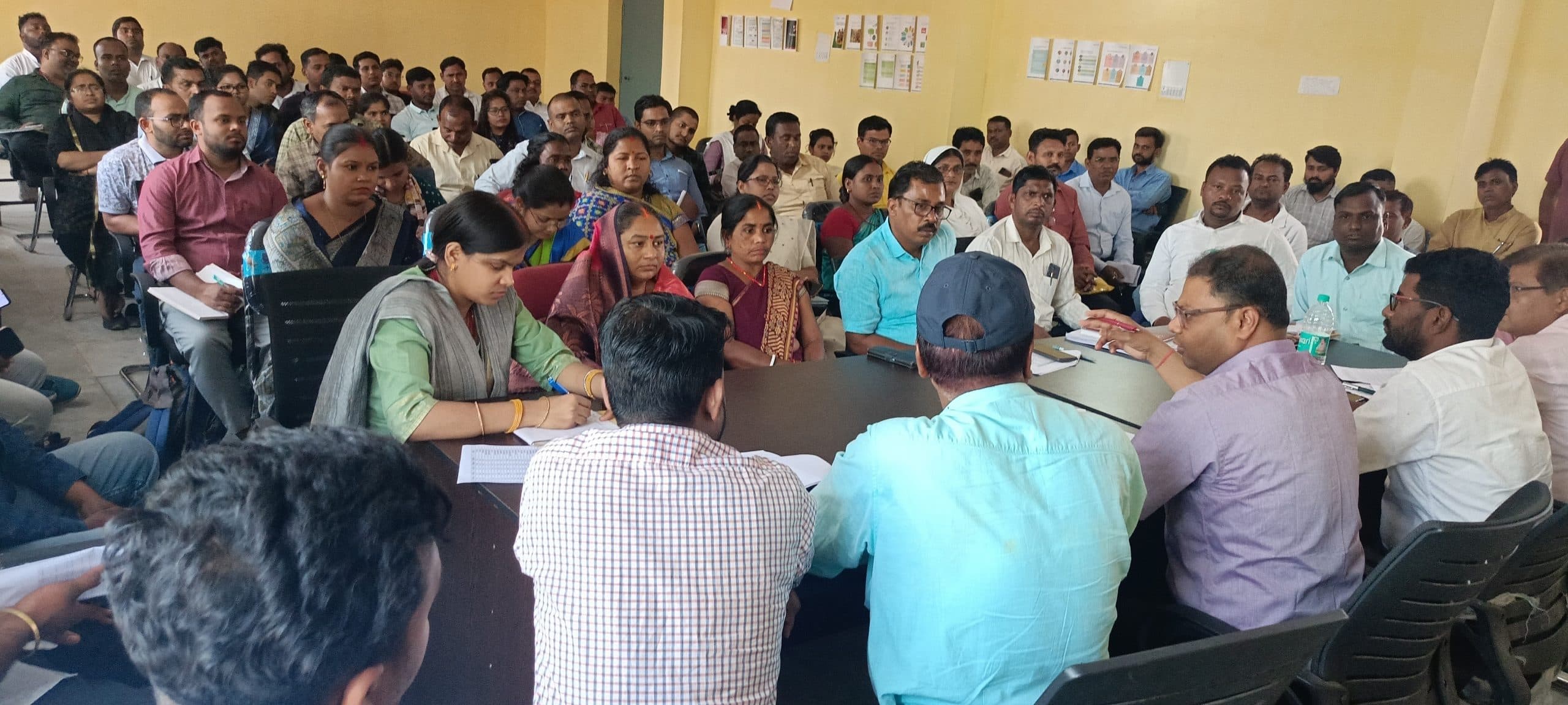 Bokaro News : अधूरी योजनाओं को जल्द पूरा करने का निर्देश