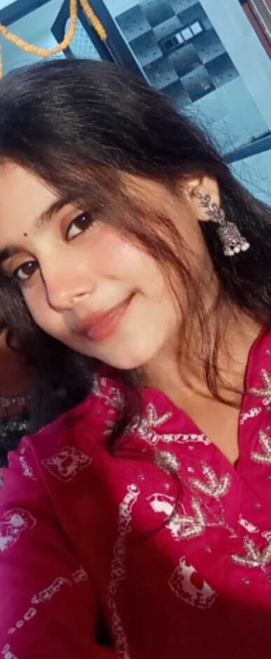 Madhubani News : राज लक्ष्मी ने इंटर कला की परीक्षा में लहराया परचम