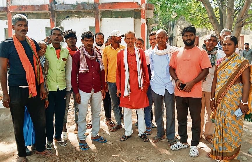 Gaya News : इंग्लिश गांव में ससुराल आये युवक ने ट्रेन से कटकर दी जान