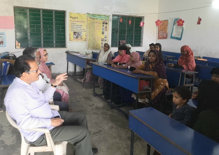 Jamshedpur News : छात्रों को साफ यूनिफॉर्म में स्कूल भेजने की अपील