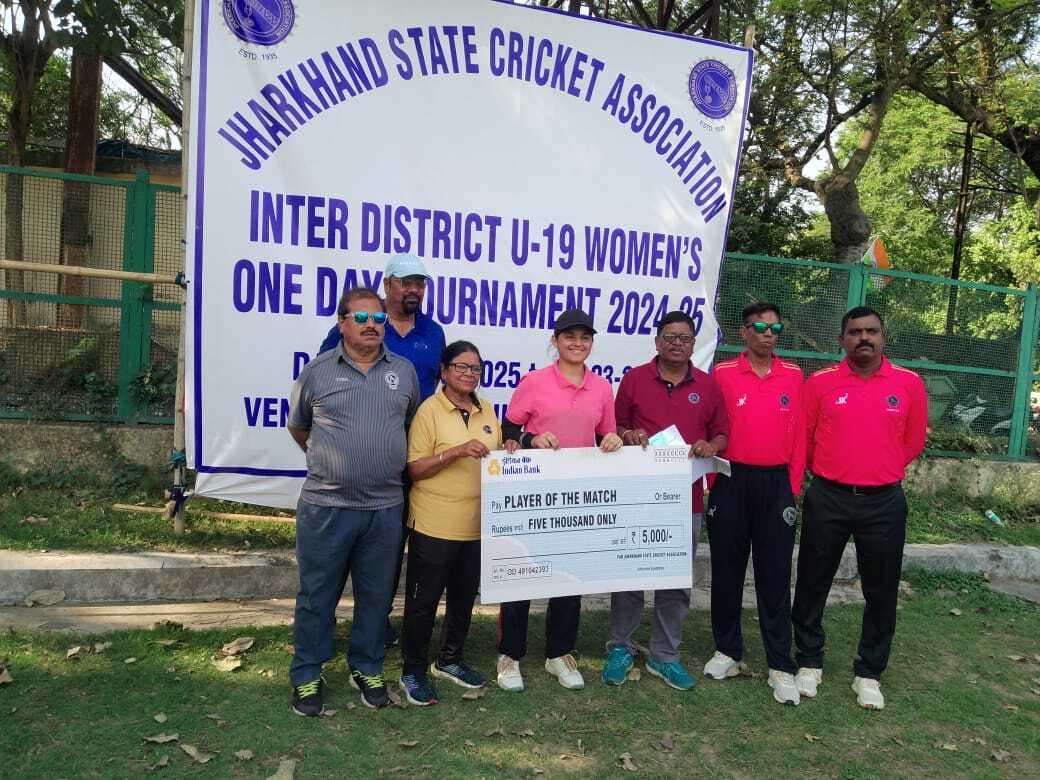 jsca u19 inter district cricket: पल्लवजीत कौर जमशेदपुर की दिलायी शानदार जीत