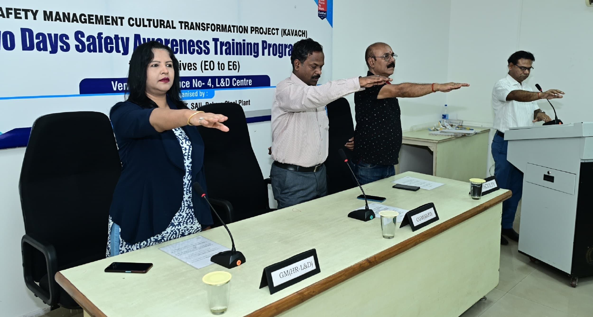 Bokaro News : कार्यस्थल पर सुरक्षा को दें प्राथमिकता : सरतापे