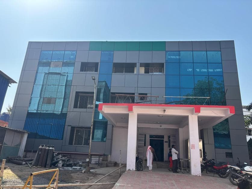 सदर अस्पताल के डायलिसिस सेंटर में आयुष्मान रोगियों का इलाज शुरू, बहुत जल्द दूसरे रोगियों का इलाज भी हो सकेगा संभव