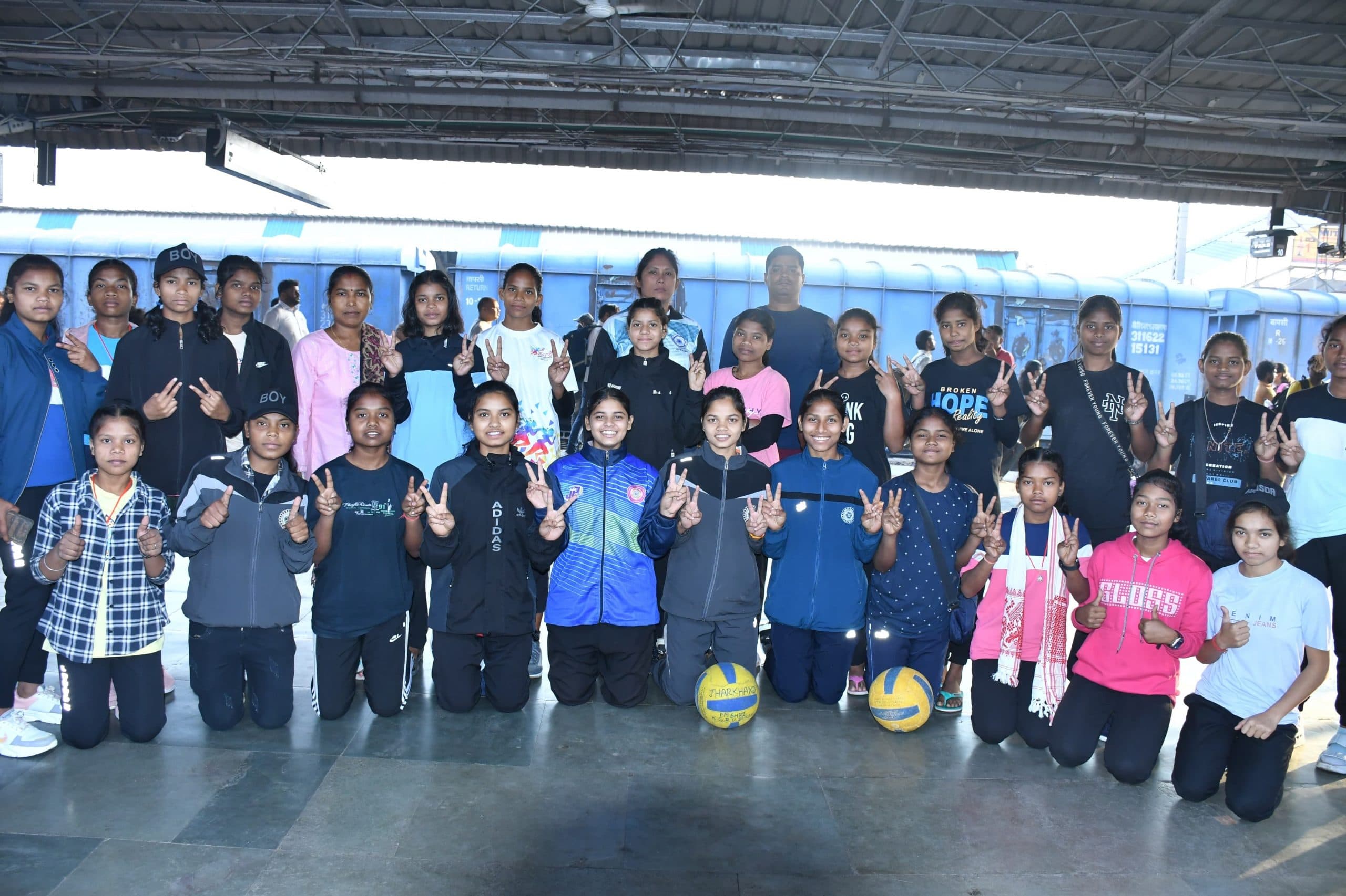 Sports : झारखंड सब जूनियर व सीनियर थ्रोबॉल टीमें भिलाई गयीं