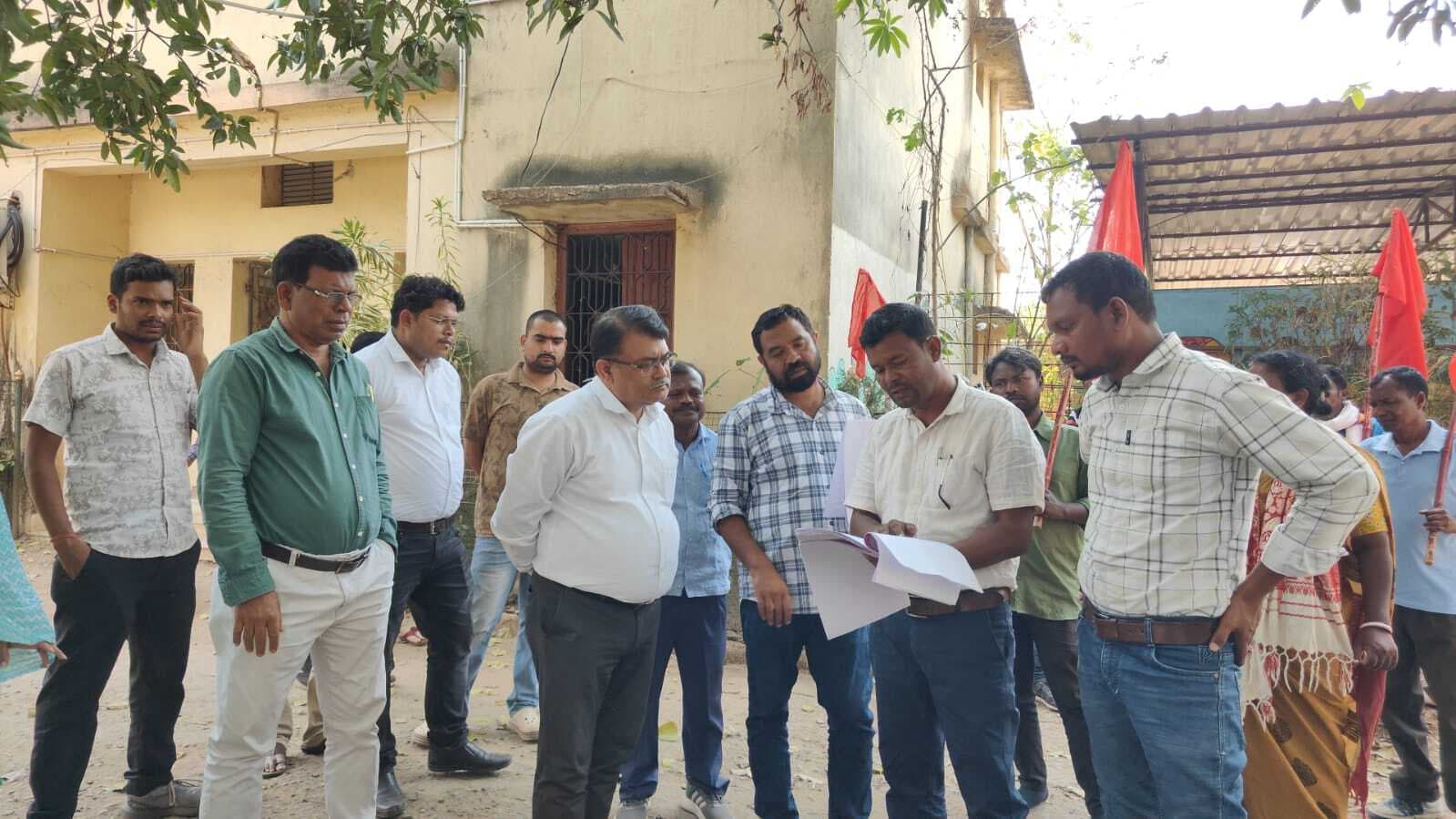 Chaibasa News : गांवों में 80% लोग पेयजल के लिए परेशान, हर घर नल जल योजना फेल