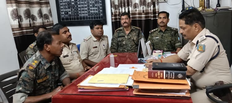 Bokaro News : आवास बंद कर बाहर जाने से पहले थाना को करें सूचित : थाना प्रभारी
