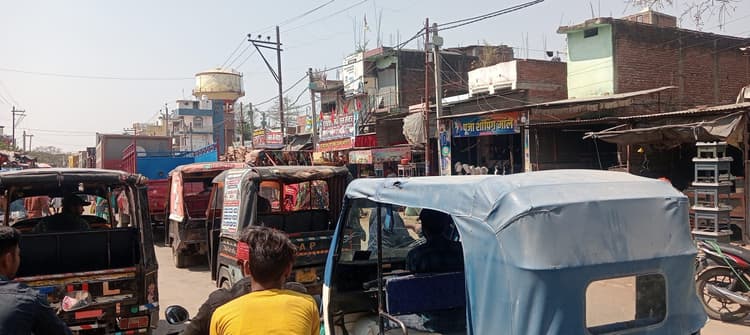 Sasaram News : तिलौथू में जाम की समस्या बरकरार, सीओ का आदेश हुआ बेअसर