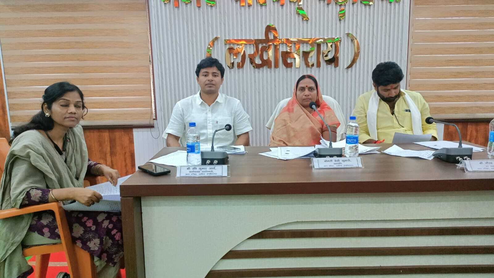 नगर परिषद बड़हिया की बैठक में 262.40 करोड़ का बजट पारित