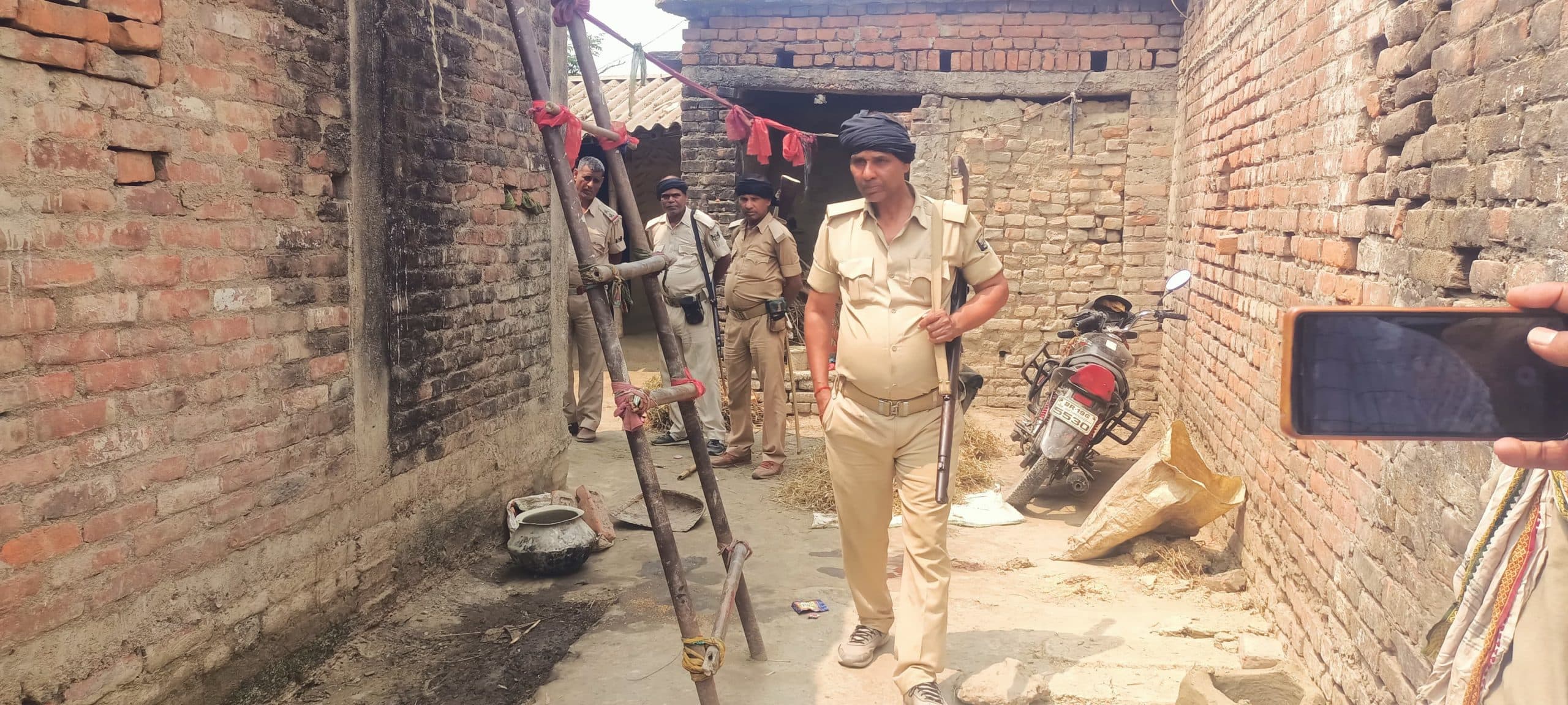 जमीन विवाद में हुई मारपीट में एक की मौत, आधा दर्जन जख्मी