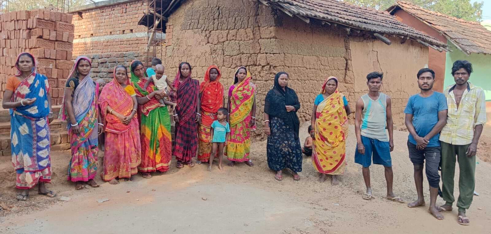 दो चापानल हैं खराब, जर्जर कुएं से बुझ रही प्यास