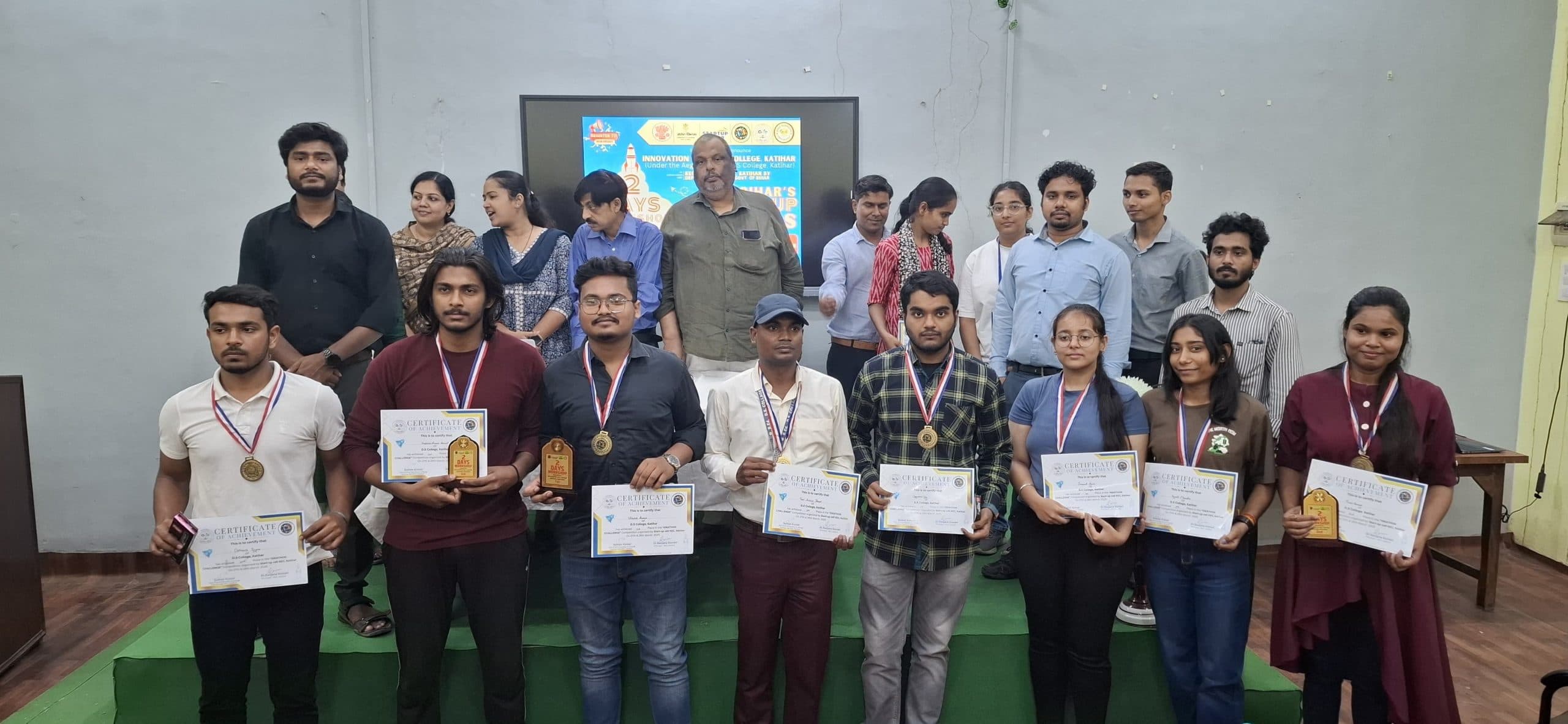 कार्यशाला के दूसरे दिन विशेष आकर्षण के रूप में ड्रोन शो व क्राइम हार्डवेयर शो रहा