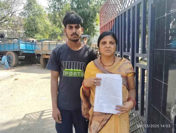 deoghar news : कुएं में मिला था युवक का शव, पत्नी समेत 10 लोगों पर हत्या का आरोप