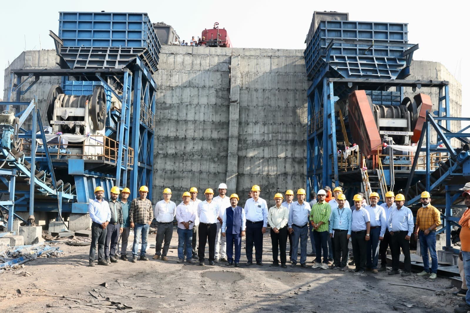 Dhanbad News : बीसीसीएल उच्च गुणवत्ता युक्त कोकिंग कोल उपलब्ध कराने को प्रतिबद्ध : सीएमडी