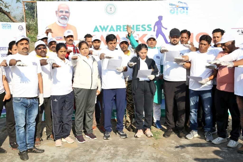 Bokaro News : नदी समेत सभी जल स्रोतों का काफी महत्व : डीएफओ